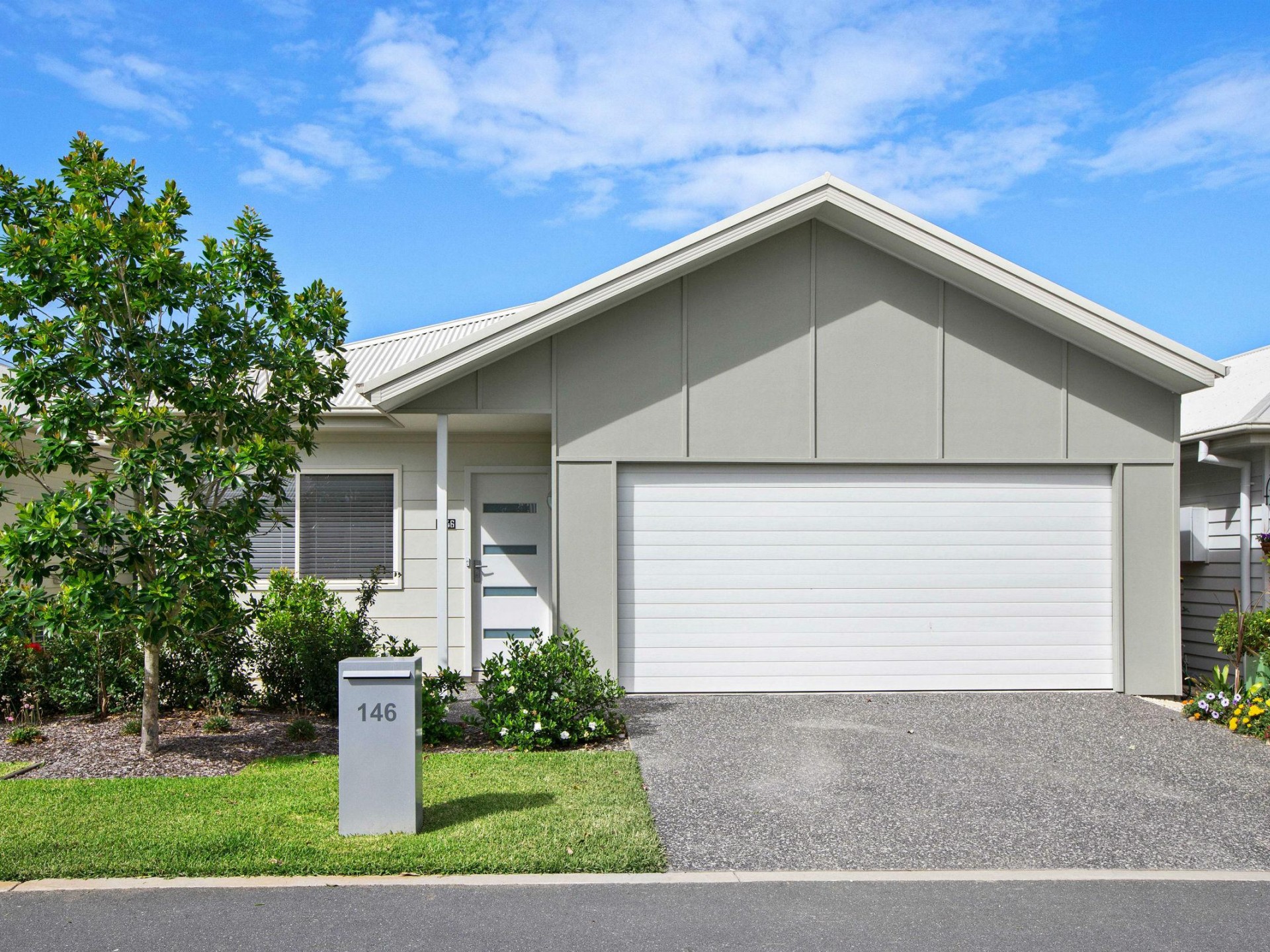 View profile: Peregian Coastal 2 Bedrooms plus Study/Media room